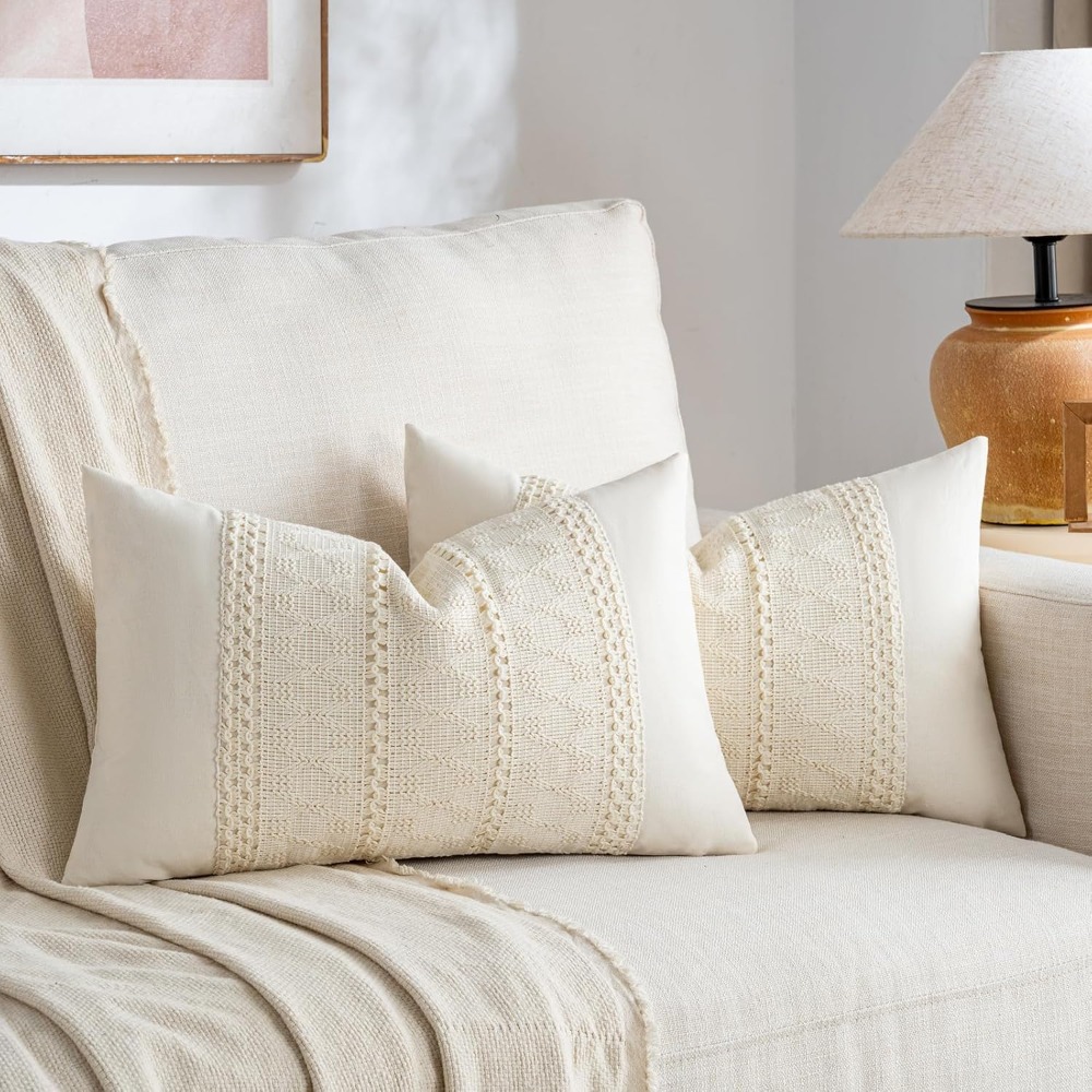 Decorative Throw Pillow - غطاء وسادة بوهو كريمي للظهر مقاس