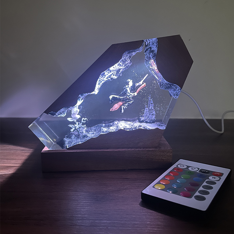 مصباح ليلي من الخشب والراتنج ا - مراجعة Home Decor Resin وسعره