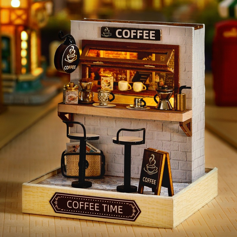 طقم بيت الدمى المصغر: مقهى شار - مراجعة Home Decor Store وسعره