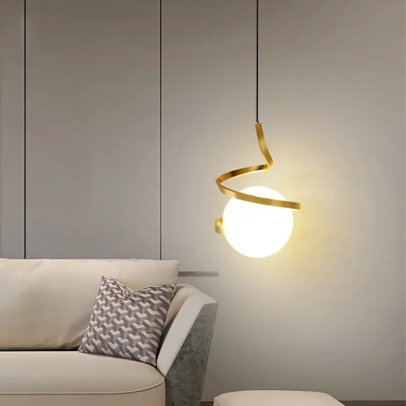 مصباح معلق LED نورديك لغرفة ال - مراجعة Hanging Moon Lamp وسعره