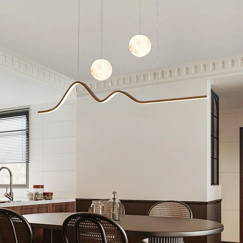 2026 LED الخشب قلادة ضوء لغرفة - مراجعة Hanging Moon Lamp وسعره